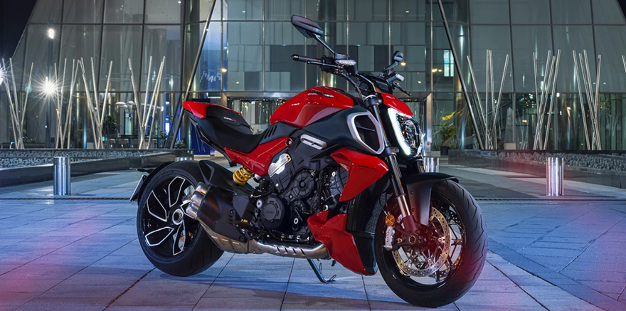 Diavel V4