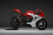 F3 800　MY20