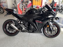 YAMAHA YZF-R3