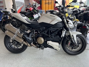 DUCATI Streetfighter1100