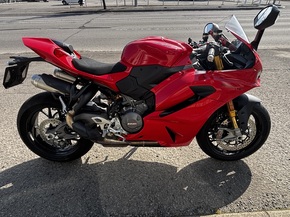 DUCATI Panigale V2S【認定中古】