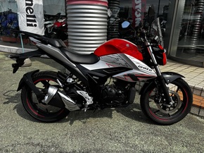 SUZUKI ジクサー150