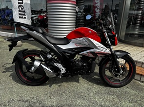 SUZUKI ジクサー150