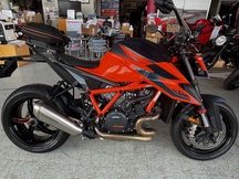 KTM 1290 スーパーデュークR