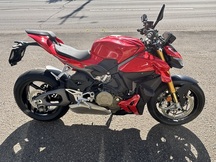 DUCATI Streetfighter V4S【認定中古】